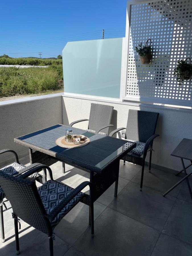 Asterias Apartment Nea Peramos  Ngoại thất bức ảnh